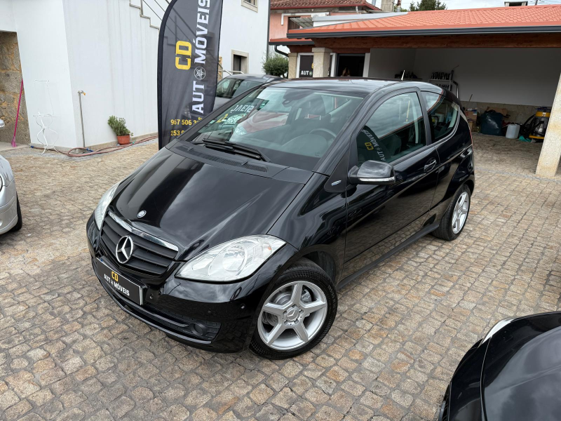 MERCEDES-BENZ A160