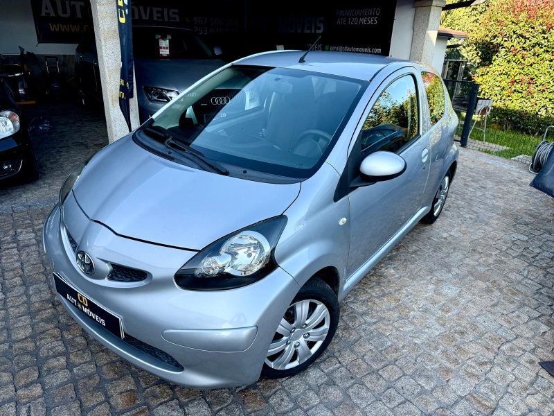 TOYOTA Aygo